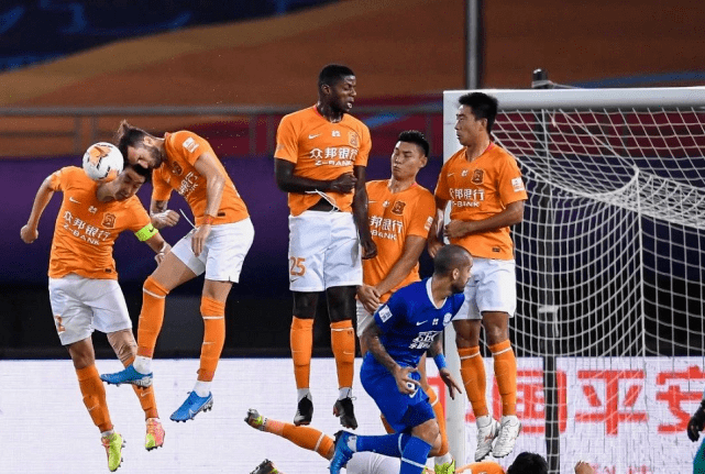  拉齐奥核心伤退，恐缺席关键战役  