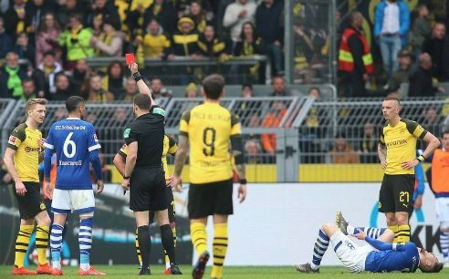  多特蒙德憾平弱旅，争冠形势急转直下  