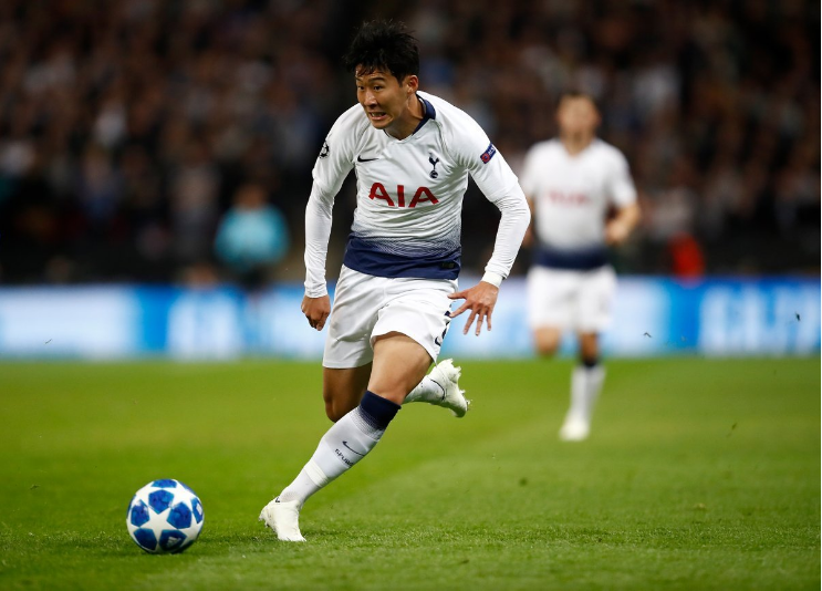  孙兴慜千里走单骑破门封神  