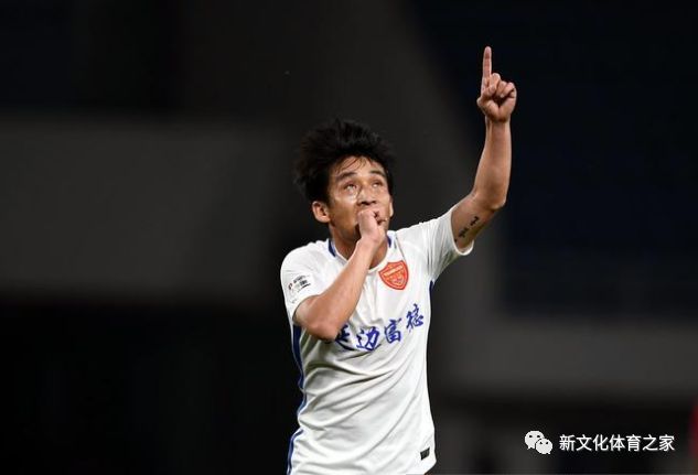  斯特拉斯堡雪战显神威 北欧前锋帽子戏法定乾坤  