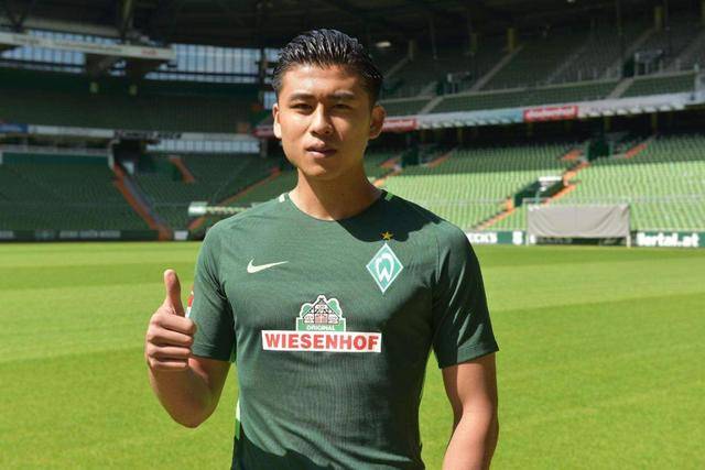  勒沃库森主场惨败给副班长，卫冕冠军陷入降级危机