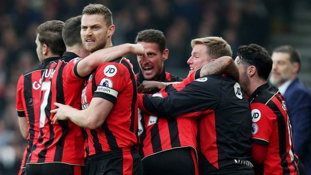  伯恩茅斯新星闪耀率队爆冷击败豪门