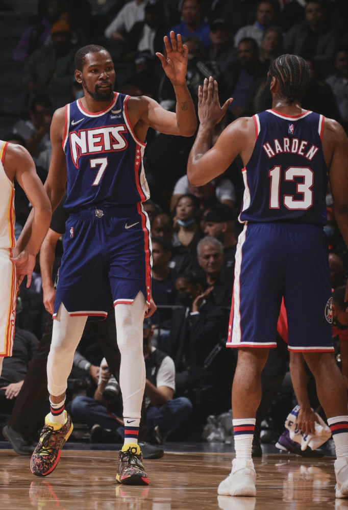  巴特勒硬汉本色尽显，热火末节攻势带走胜利